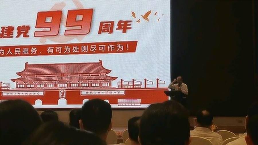 一无所有到制霸全球8年，美方都含泪支持，大疆究竟是如何逆袭的